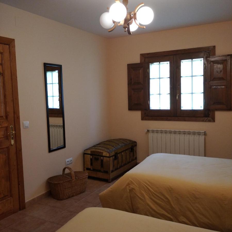 Casa Rural Leonor San Ciprian  ภายนอก รูปภาพ