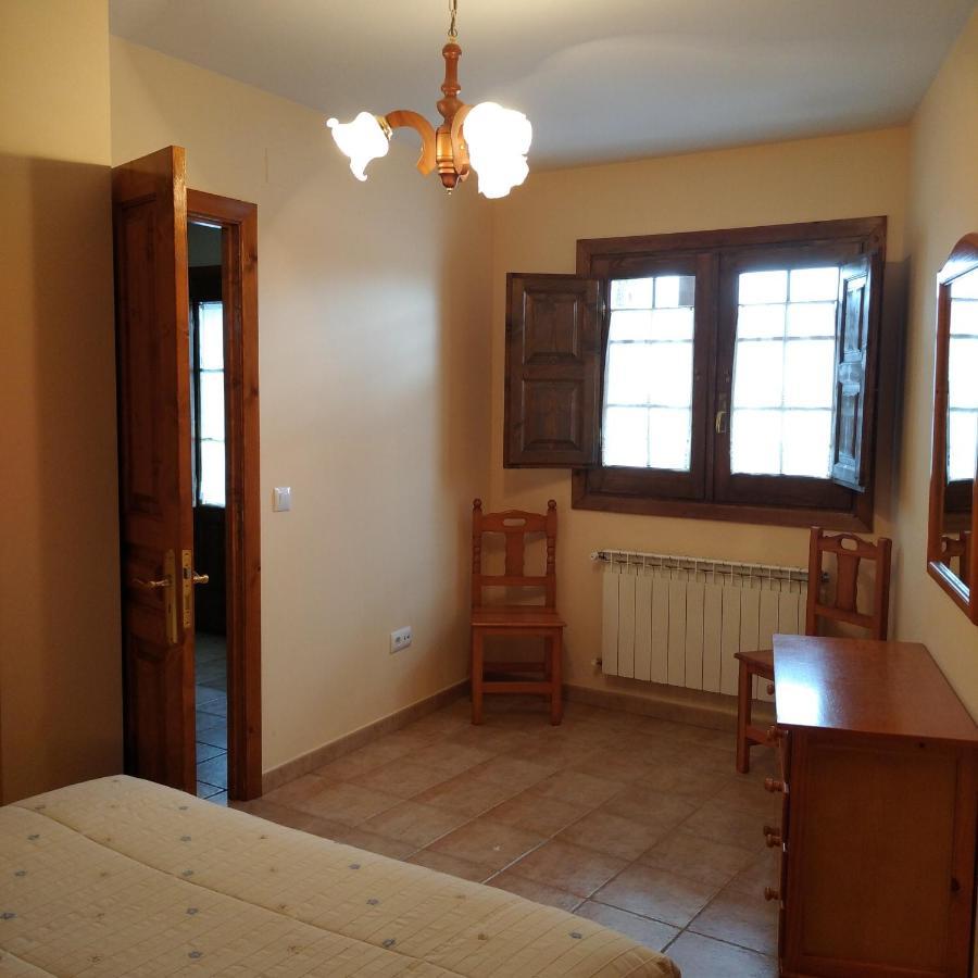 Casa Rural Leonor San Ciprian  ภายนอก รูปภาพ
