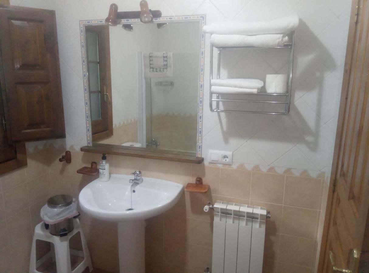 Casa Rural Leonor San Ciprian  ภายนอก รูปภาพ